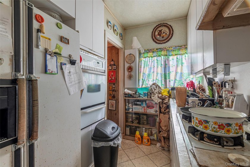 Welcome to 43 Wynsum Avenue in Merrick! The perfect opportunity - photo 8