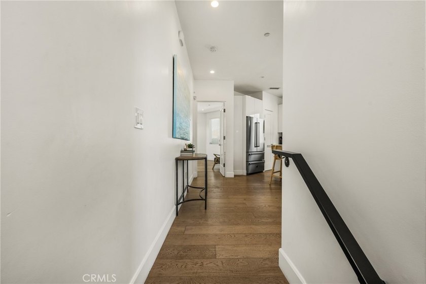 Ideally located approximately one block from the beach with - photo 14