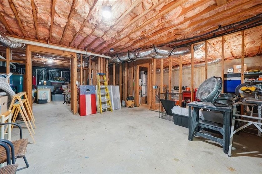 ATTENTION Lake lovers! Did you ever dream of living near the - photo 41