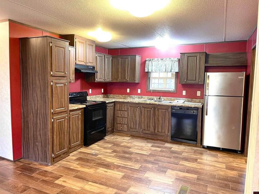 Welcome to an exciting new listing that is just one mile from - photo 6