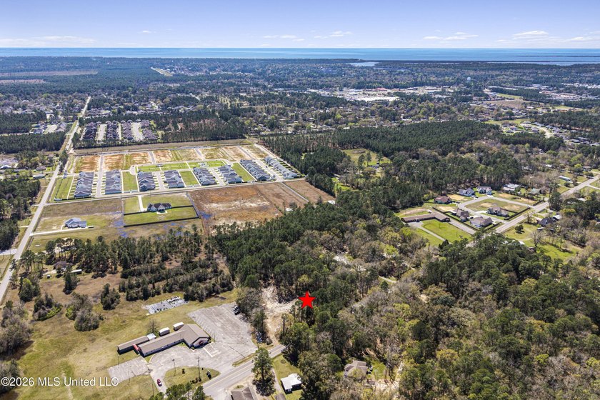 Over 5 acres conveniently located in Ocean Springs! Enjoy easy - photo 12