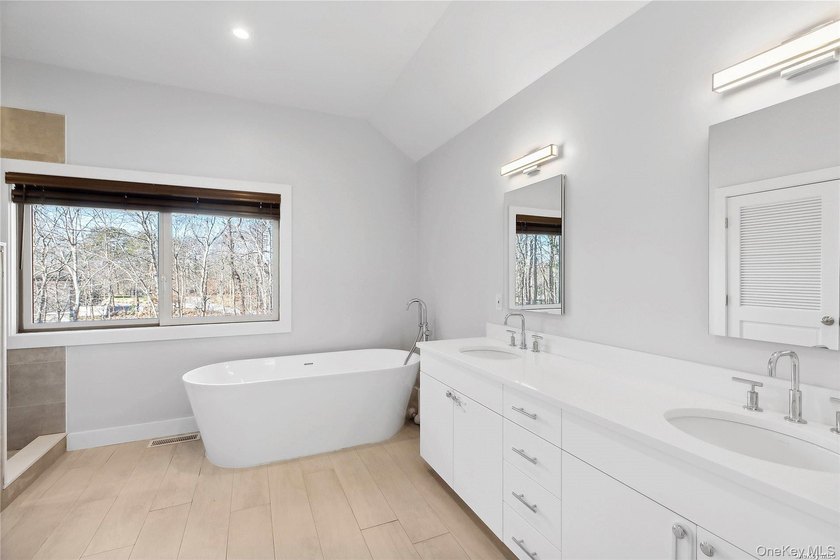 Discover an architectural marvel that marries the industrial - photo 14