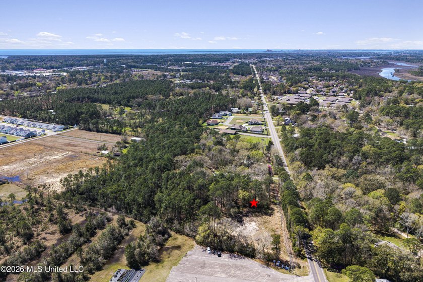 Over 5 acres conveniently located in Ocean Springs! Enjoy easy - photo 15