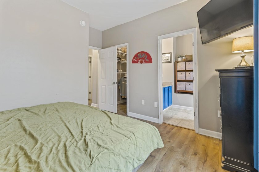 This beautiful townhome sits in the heart of Myrtle Beach, just - photo 22