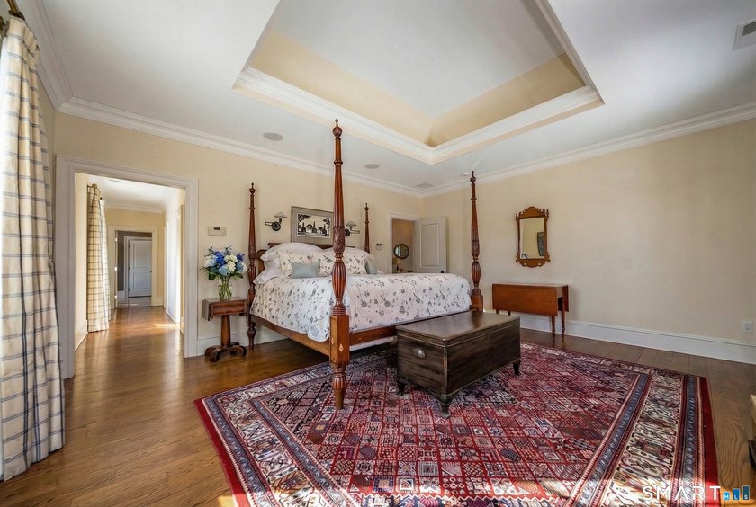 An unbeatable location, 37 Lantern Hill is set in one of - photo 23