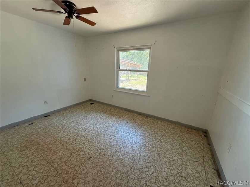 Welcome to 6292 Park Dr. in Homosassa - an opportunity to own a - photo 14