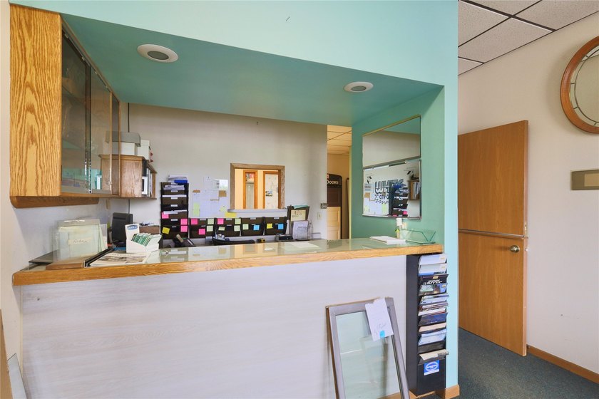 Exceptional investment opportunity in the heart of Menomonie! - photo 13