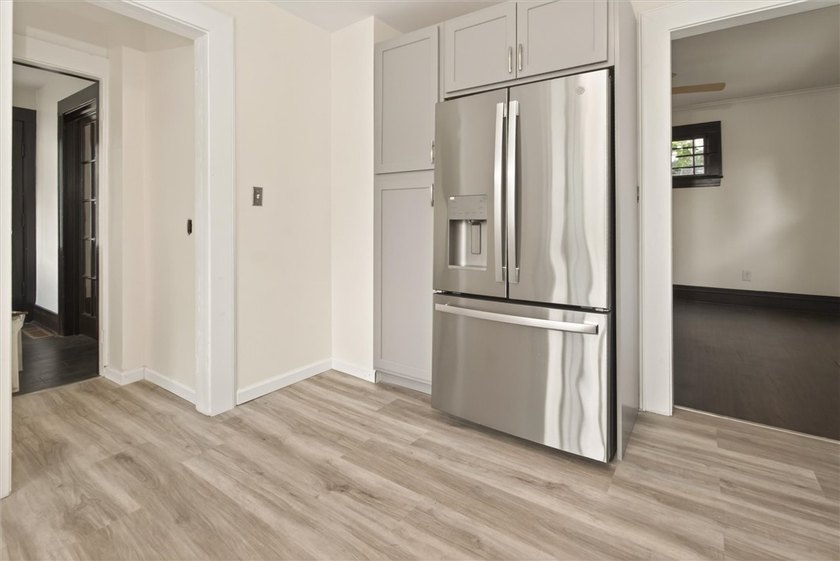 Welcome to 266 Epworth St, where every major update has already - photo 15