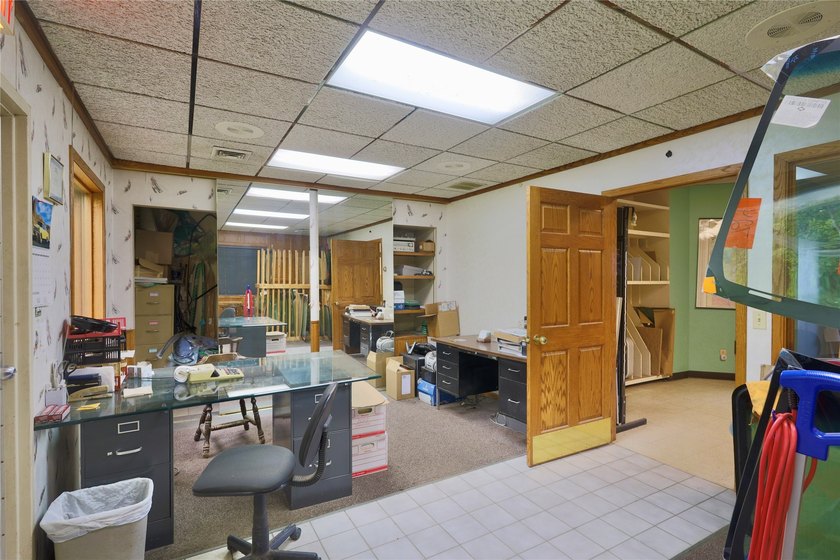 Exceptional investment opportunity in the heart of Menomonie! - photo 16