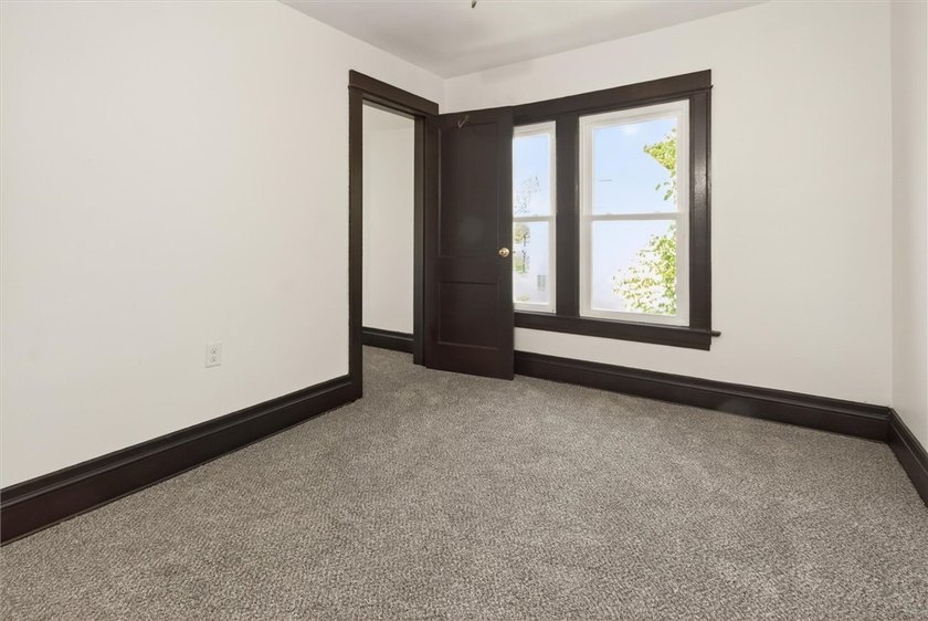 Welcome to 266 Epworth St, where every major update has already - photo 26