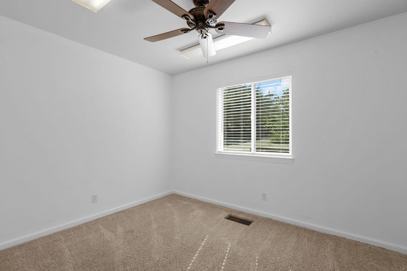 RECENTLY UPDATED WELL! This spacious home offers a comfortable - photo 21
