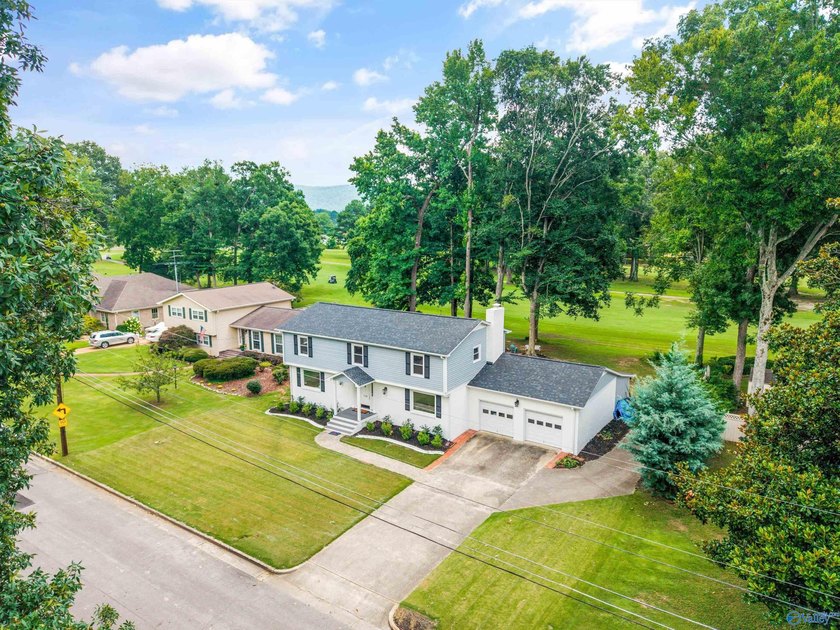 Welcome home to this classic two-story home, perfectly - photo 35