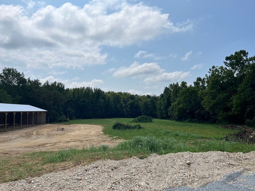 5.1 acres in a prime location. Almost all of the property is - photo 8