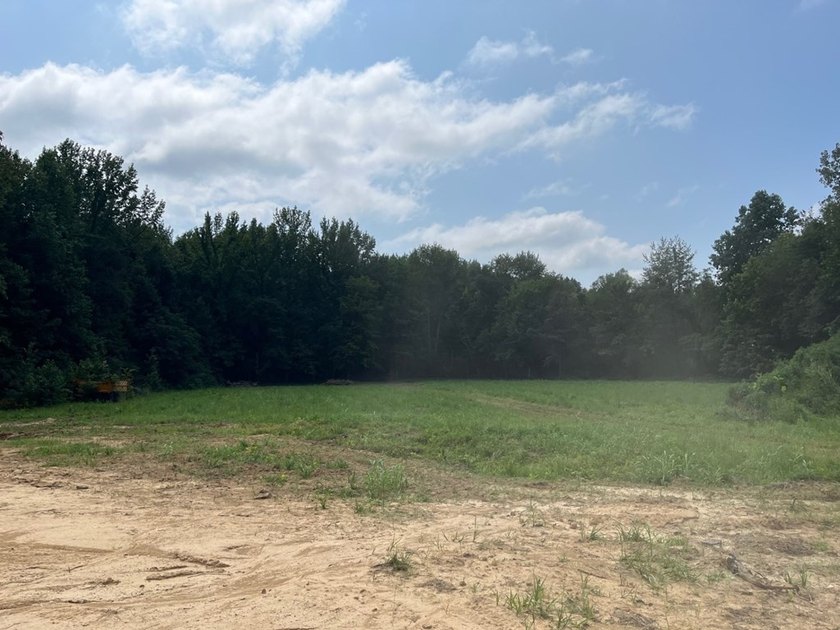 5.1 acres in a prime location. Almost all of the property is - photo 9