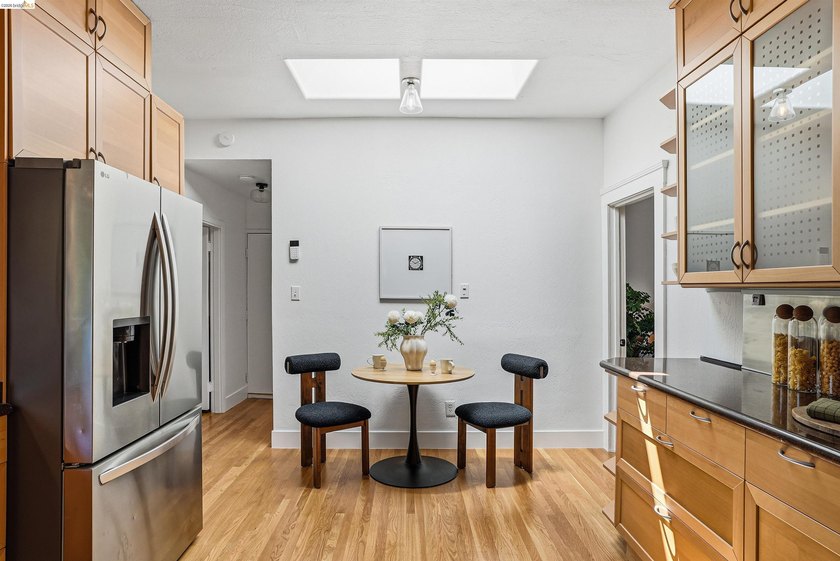 Located on the Piedmont side of Montclair, this 3-bedroom - photo 17