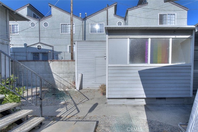 Clean 5-unit value-add in San Pedro. In-place income with a - photo 7