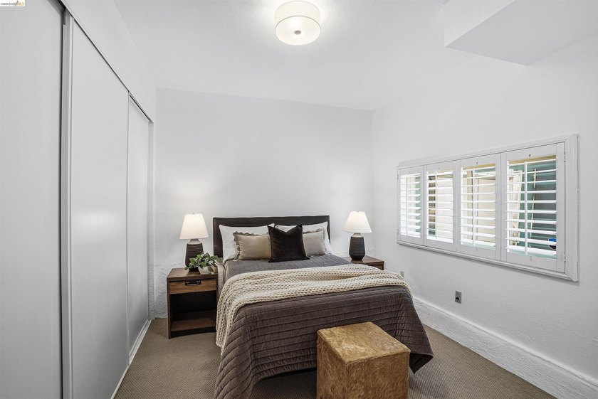 Located on the Piedmont side of Montclair, this 3-bedroom - photo 50
