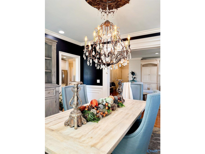 Elegantly appointed condo with breathtaking views of Pickwick - photo 15