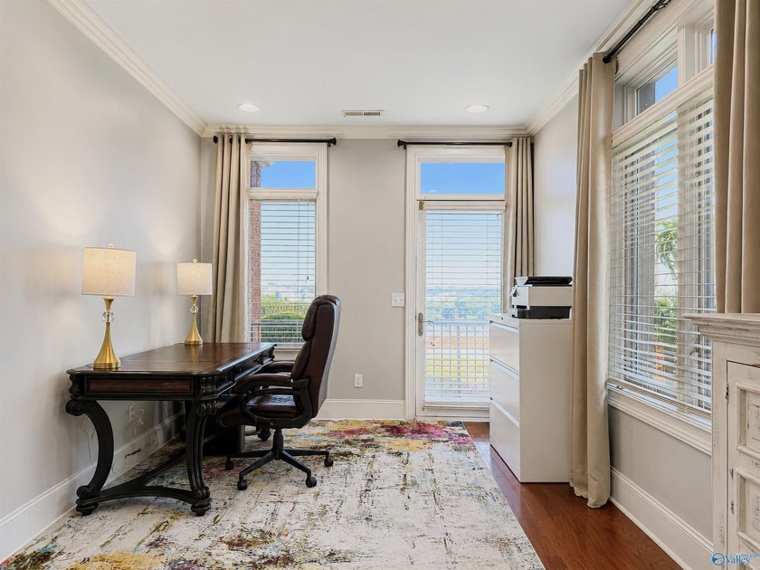 Elegantly appointed condo with breathtaking views of Pickwick - photo 29