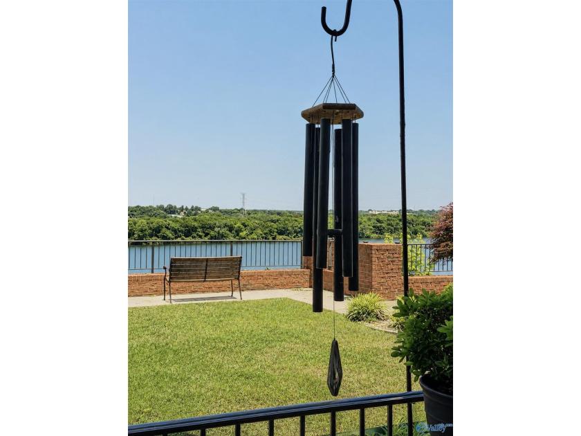Elegantly appointed condo with breathtaking views of Pickwick - photo 45