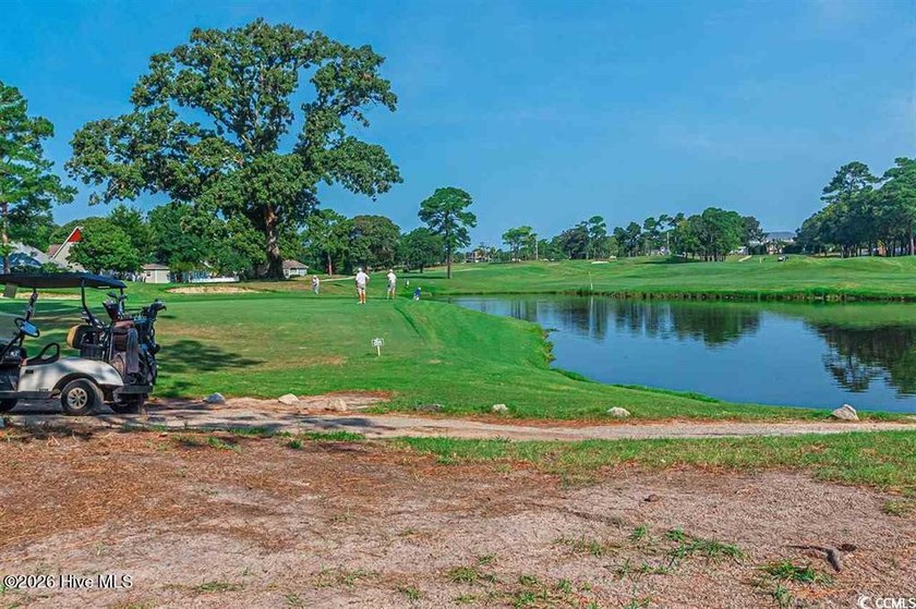 Turn-key 2BR/2BA end unit condo with stunning Intracoastal - photo 33