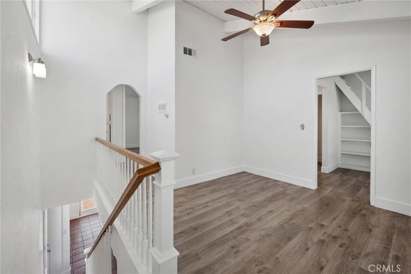 Welcome to this charming two-bedroom, two-bathroom home ideally - photo 9