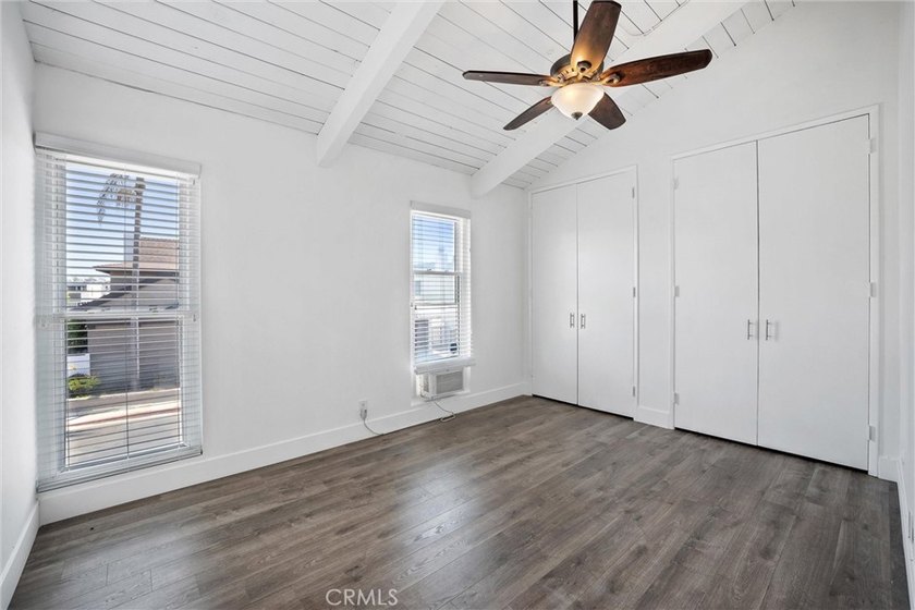 Welcome to this charming two-bedroom, two-bathroom home ideally - photo 10