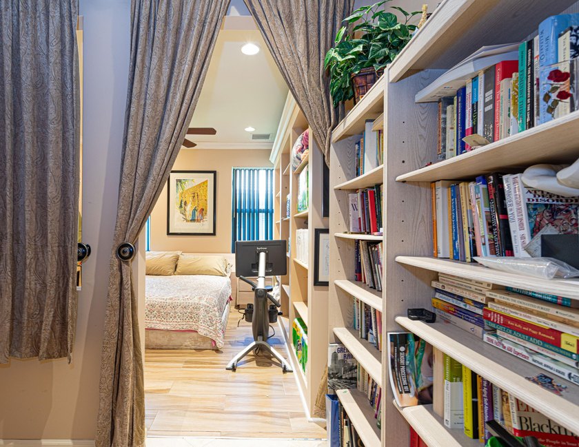 Exceptional cul-de-sac lot. This meticulously designed Roma - photo 24