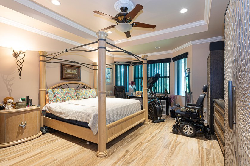 Exceptional cul-de-sac lot. This meticulously designed Roma - photo 28
