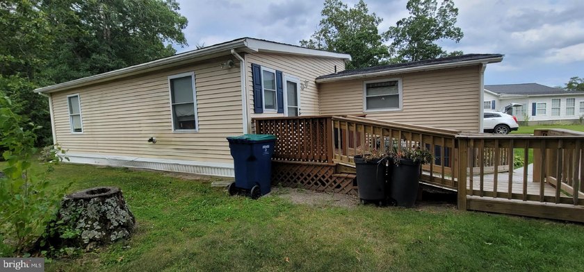 Welcome to Cranberry Run's 55+ Adult Community! This spacious 1 - photo 28