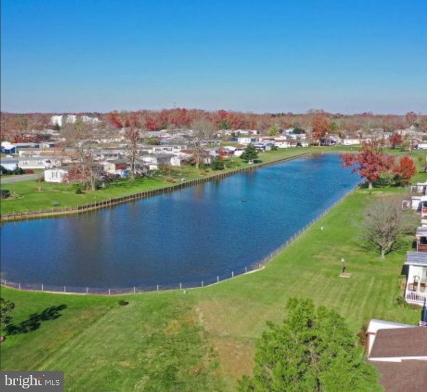 Welcome to Cranberry Run's 55+ Adult Community! This spacious 1 - photo 33