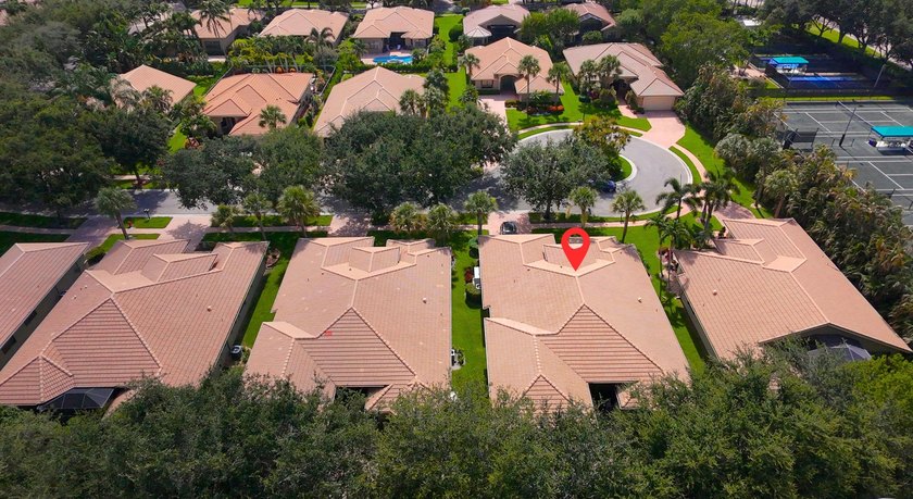 Exceptional cul-de-sac lot. This meticulously designed Roma - photo 46