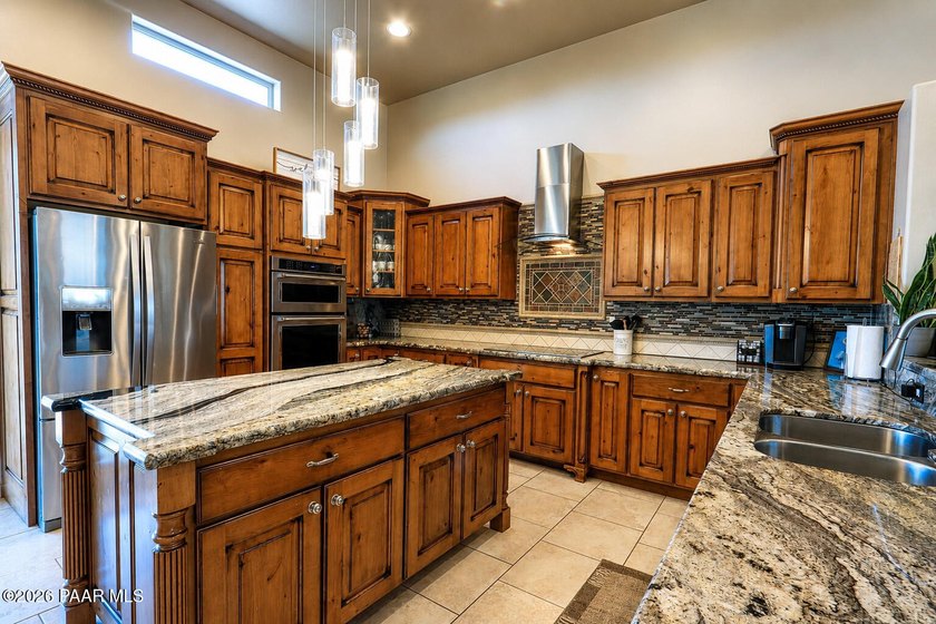 Nestled in the breathtaking Legend Hills community at the base - photo 15