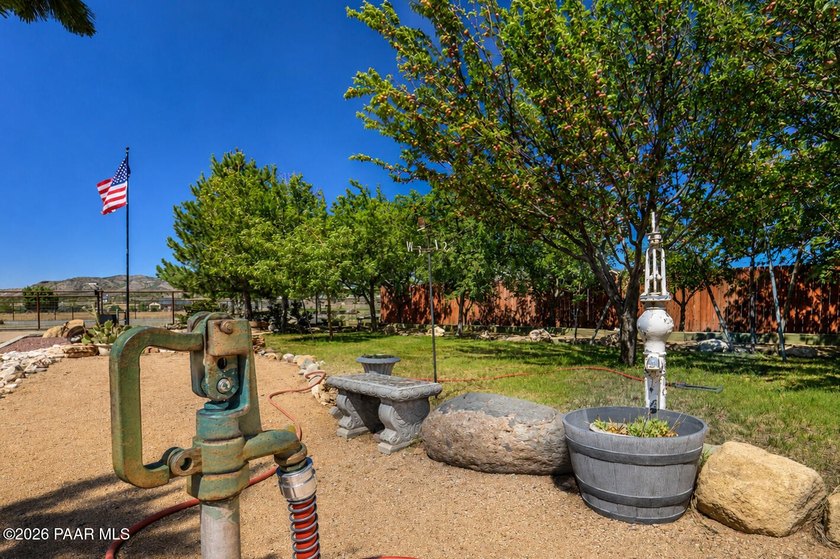 Nestled in the breathtaking Legend Hills community at the base - photo 45