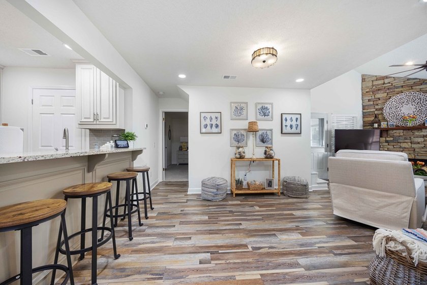 Welcome to lake life at its finest! This beautifully updated - photo 4