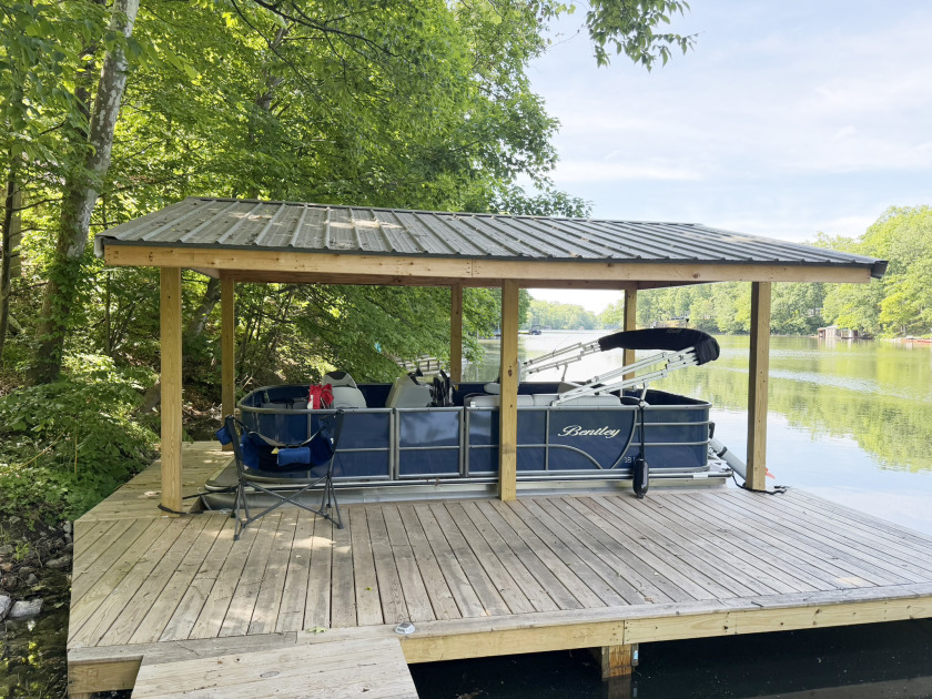 Waterfront 3 br 2.5 bath home - photo 4