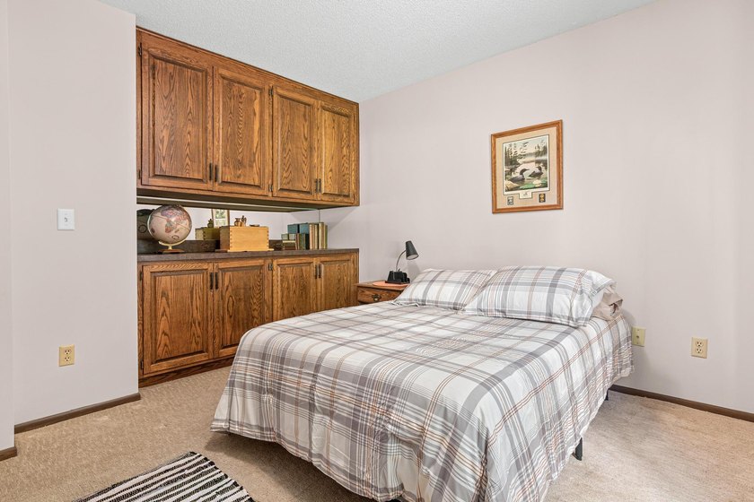 Enjoy the comfort and convenience of true main-level living in - photo 15