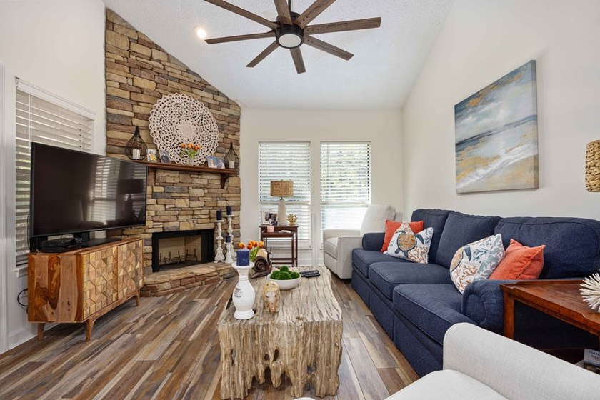 Welcome to lake life at its finest! This beautifully updated - photo 6