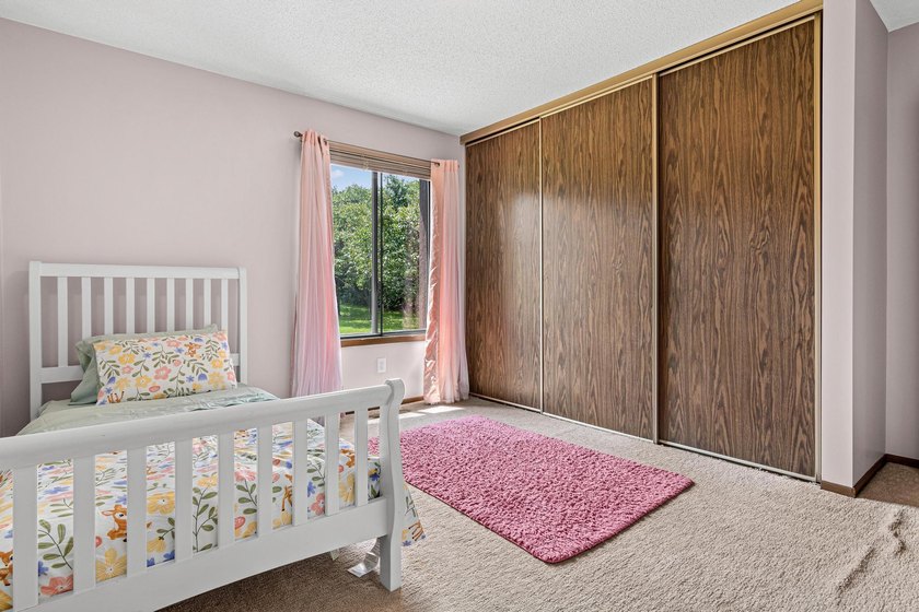 Enjoy the comfort and convenience of true main-level living in - photo 17