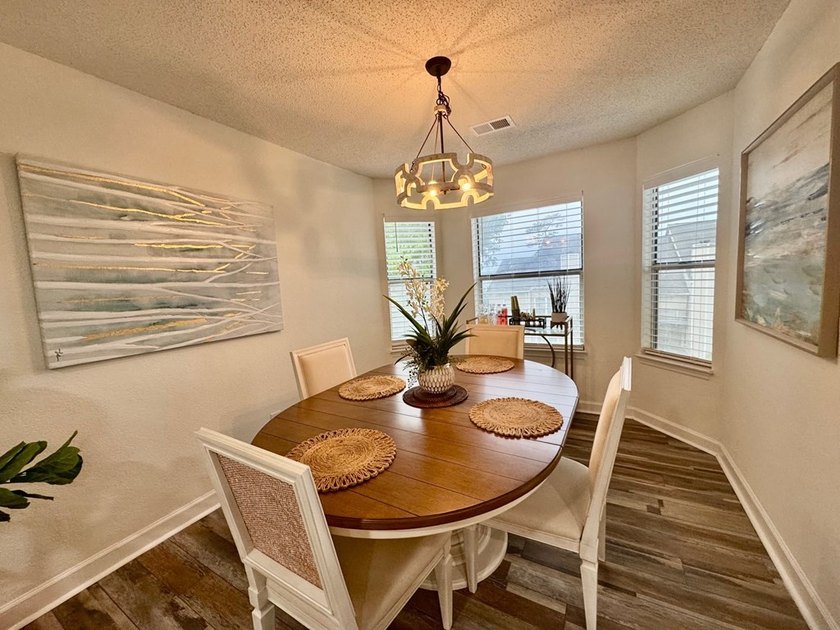 Welcome to lake life at its finest! This beautifully updated - photo 10