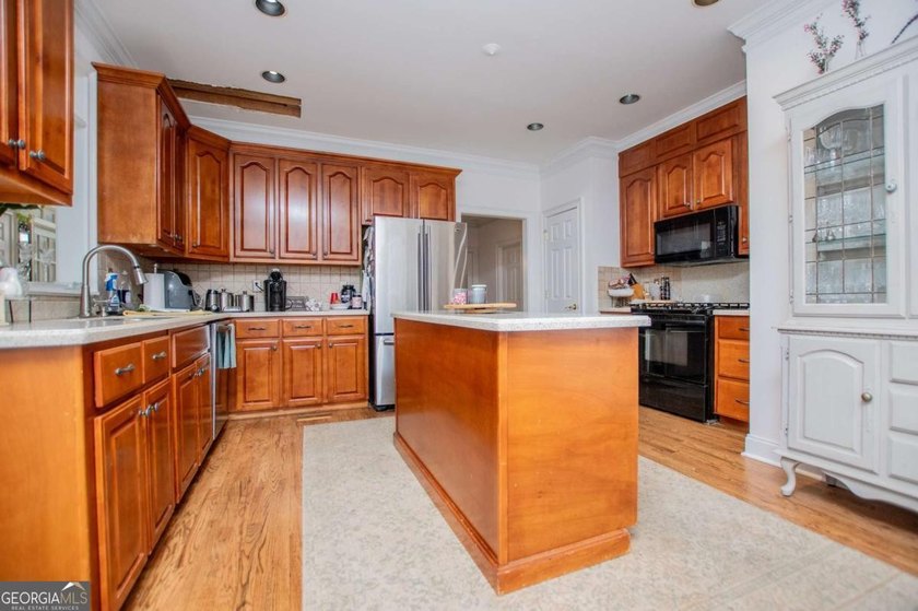So much for your money, golf course, partially finished basement - photo 20