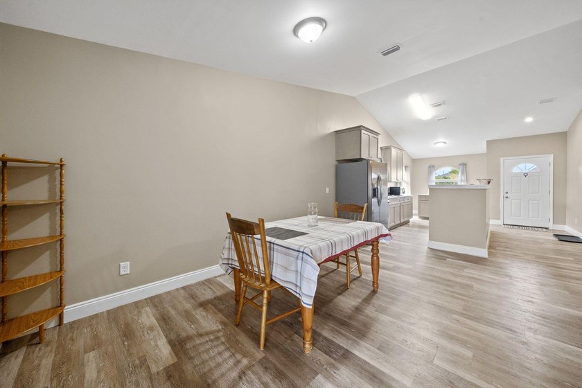 Charming home in desirable Lynn Haven, just minutes from the - photo 28