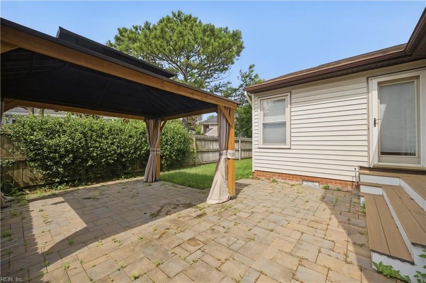 Beautiful ranch in Golf Course Community with no HOA fees. This - photo 34