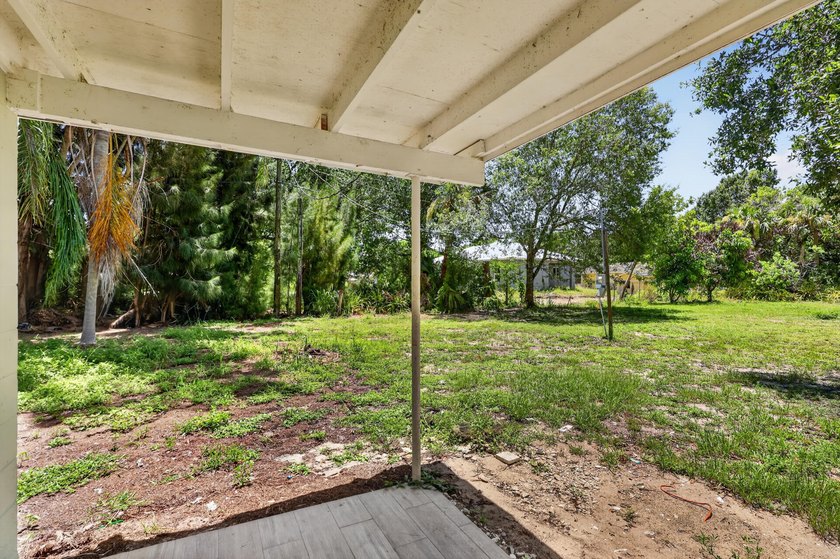 Nicely renovated 3-bedroom, 2-bath CBS home situated on a - photo 21