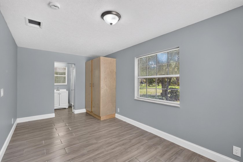 Nicely renovated 3-bedroom, 2-bath CBS home situated on a - photo 22