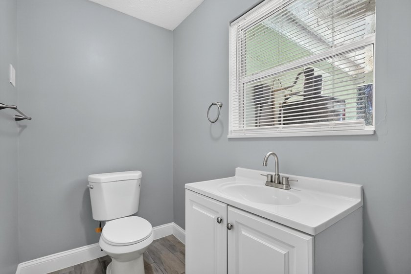 Nicely renovated 3-bedroom, 2-bath CBS home situated on a - photo 27