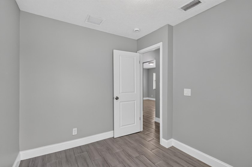 Nicely renovated 3-bedroom, 2-bath CBS home situated on a - photo 31