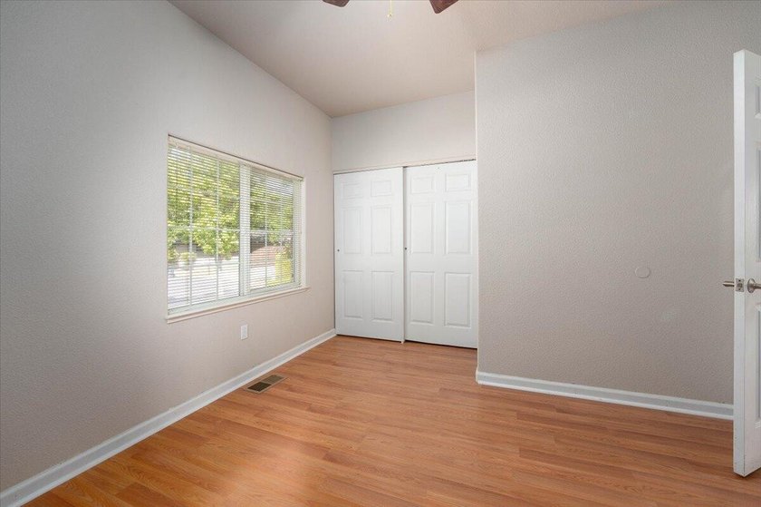 Beautiful Lakefront Living with 150 Feet of Waterfront and Views - photo 21