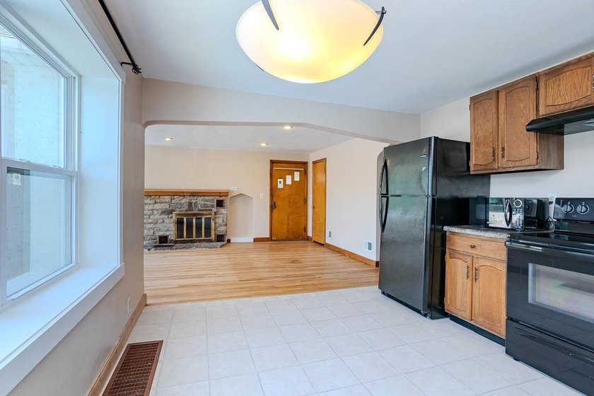 Whether you're looking for a primary residence, investment - photo 14