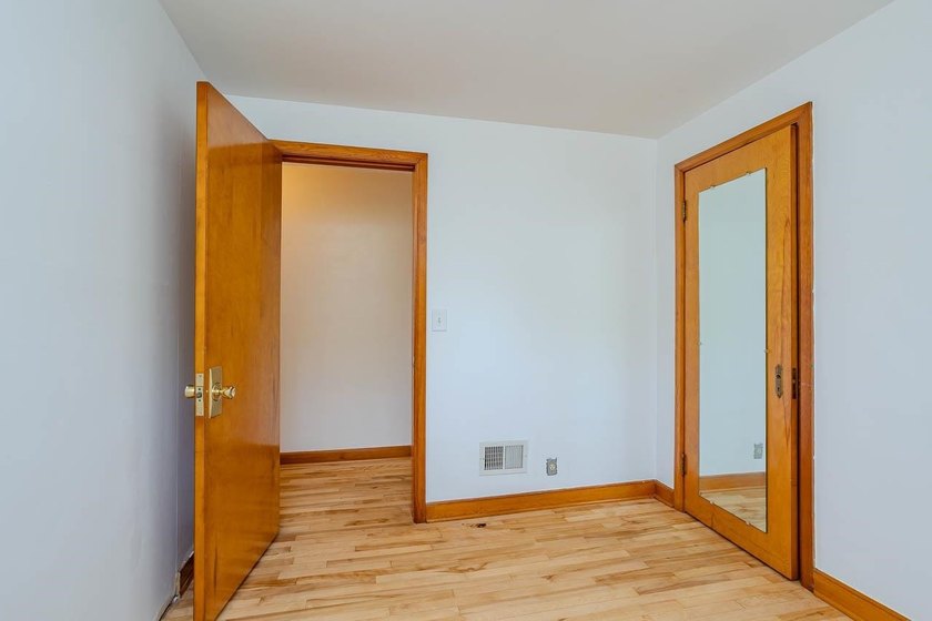 Whether you're looking for a primary residence, investment - photo 17